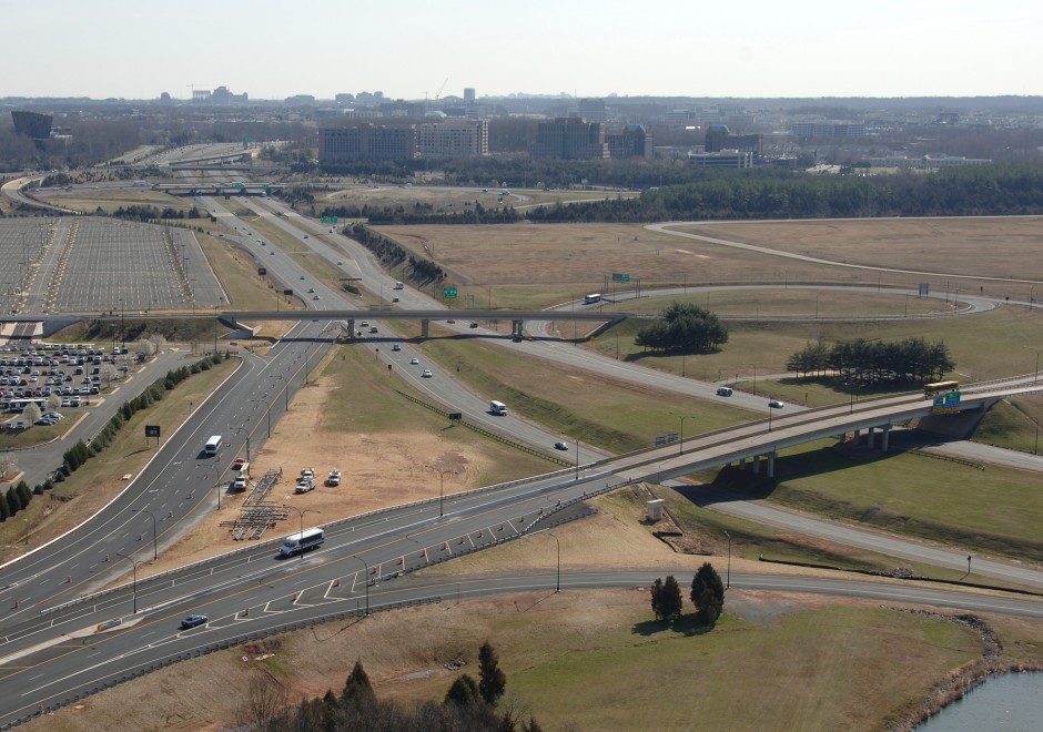 Dulles Greenway Airport